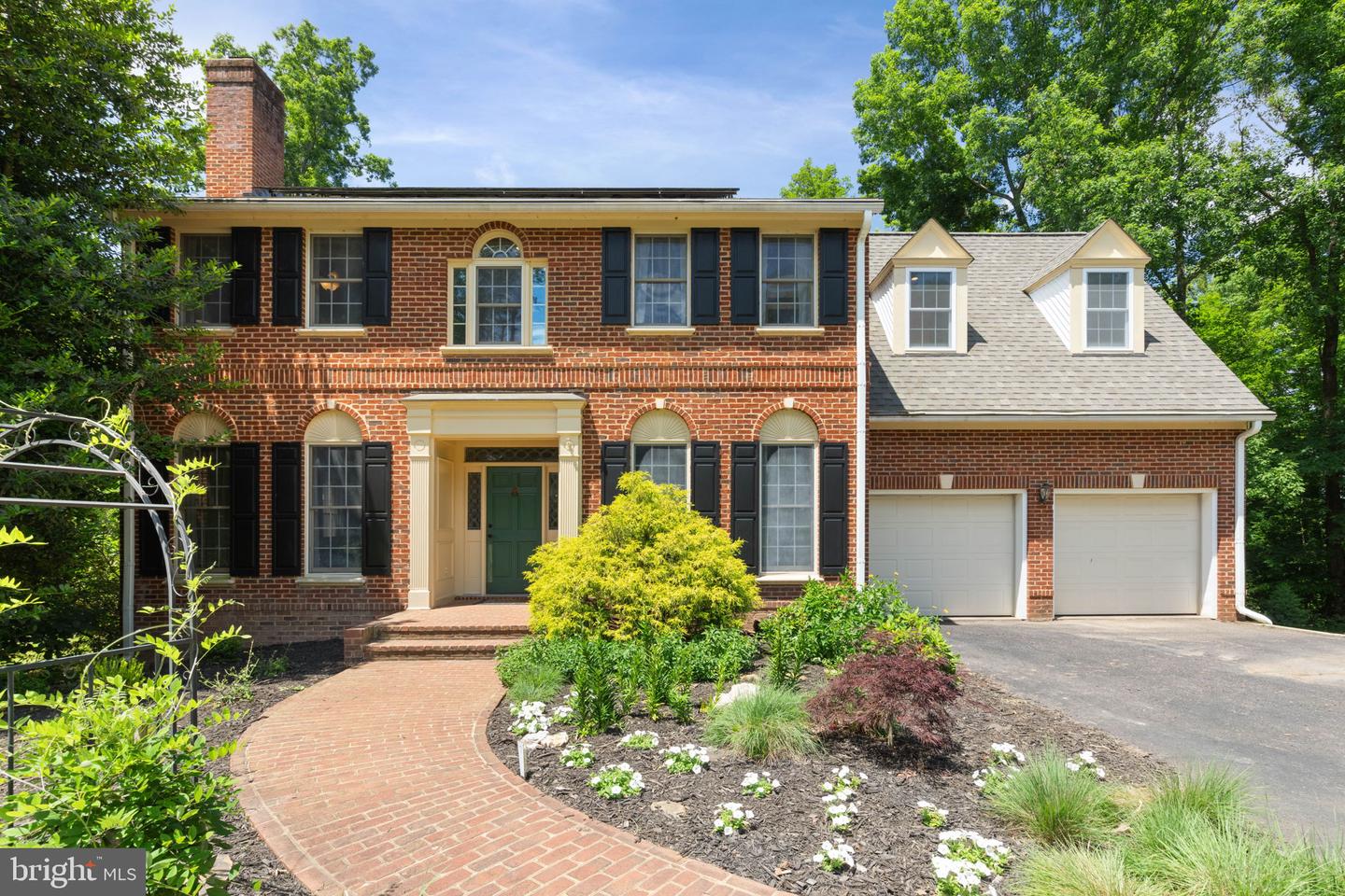 770 Zeuswyn Drive