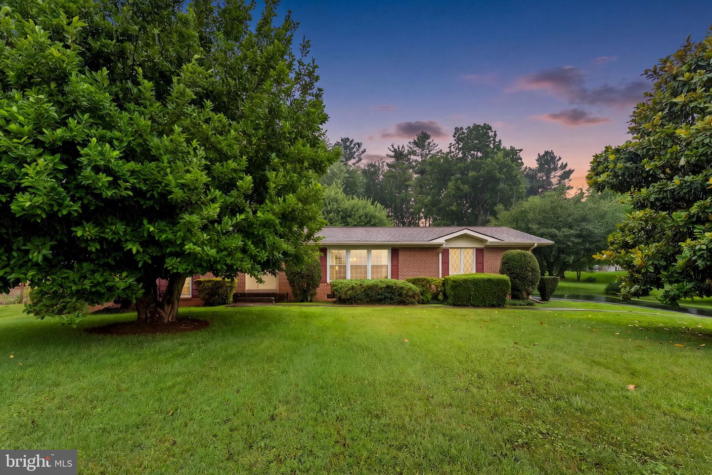 19100 Colonial Drive