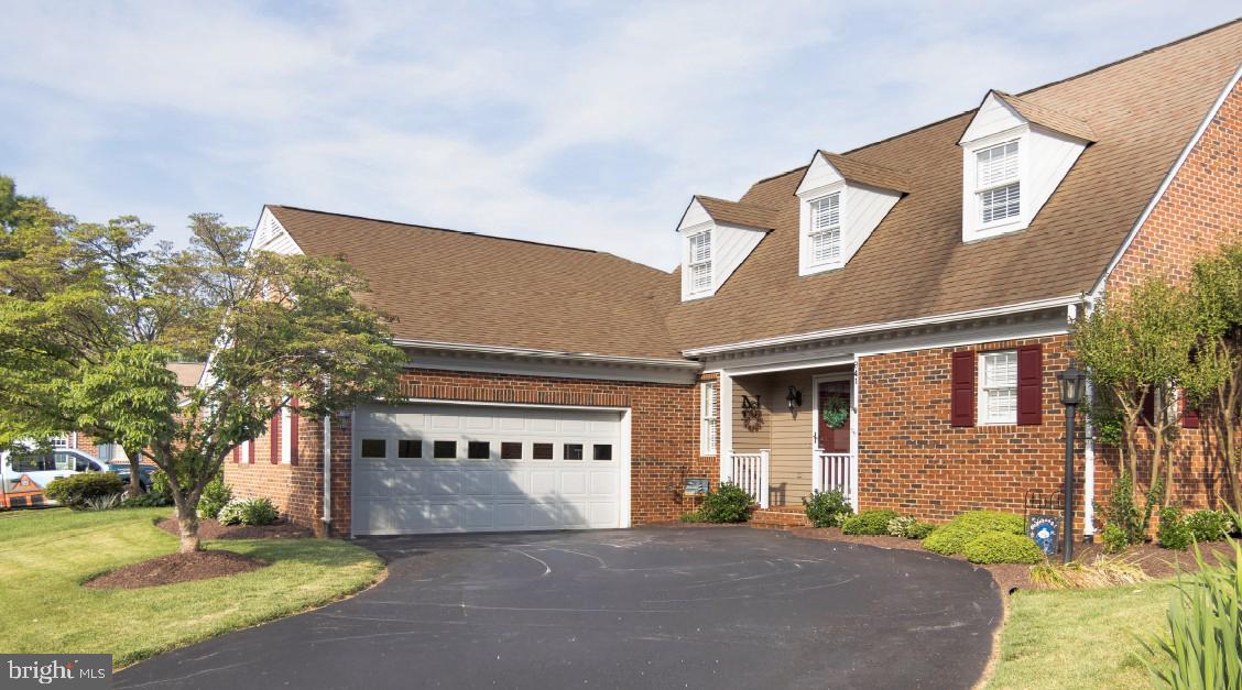 841 Mulberry Lane