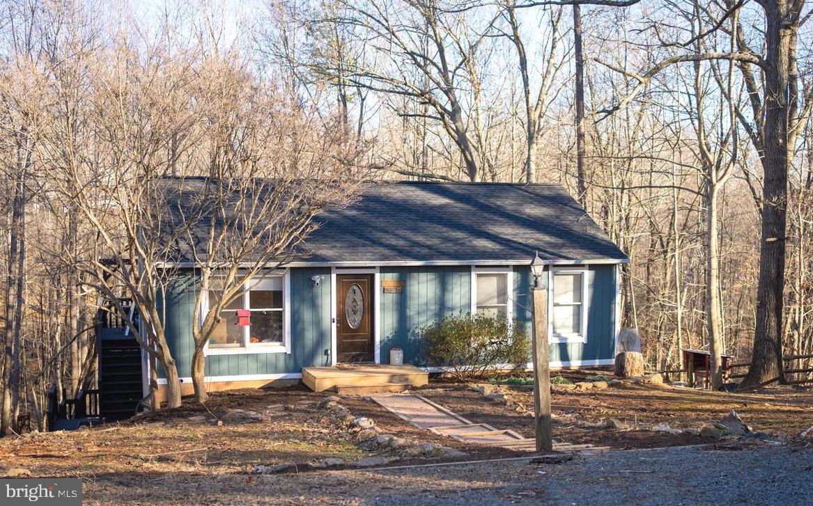 7317 Pleasant Lane
