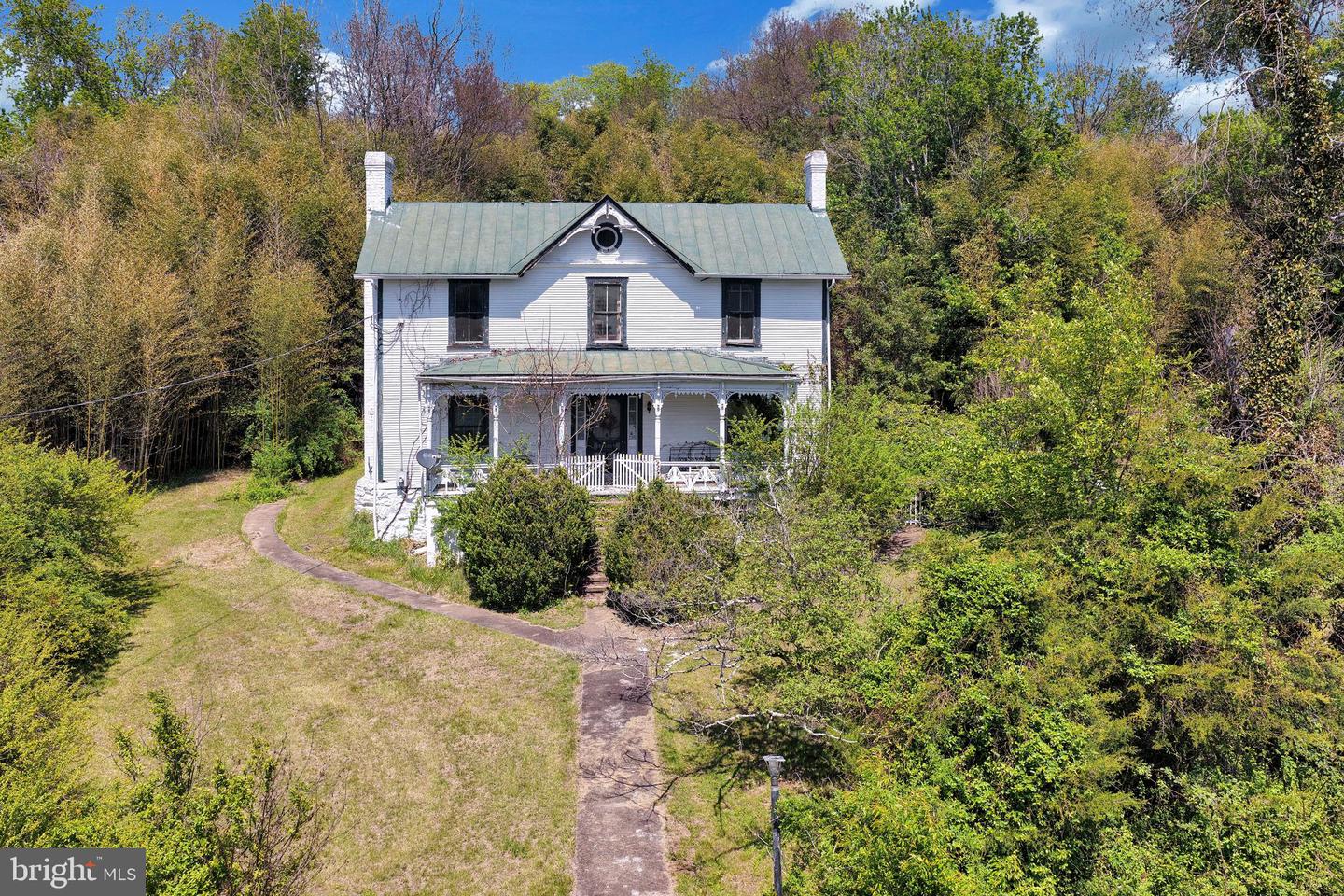 6547 Sperryville Pike