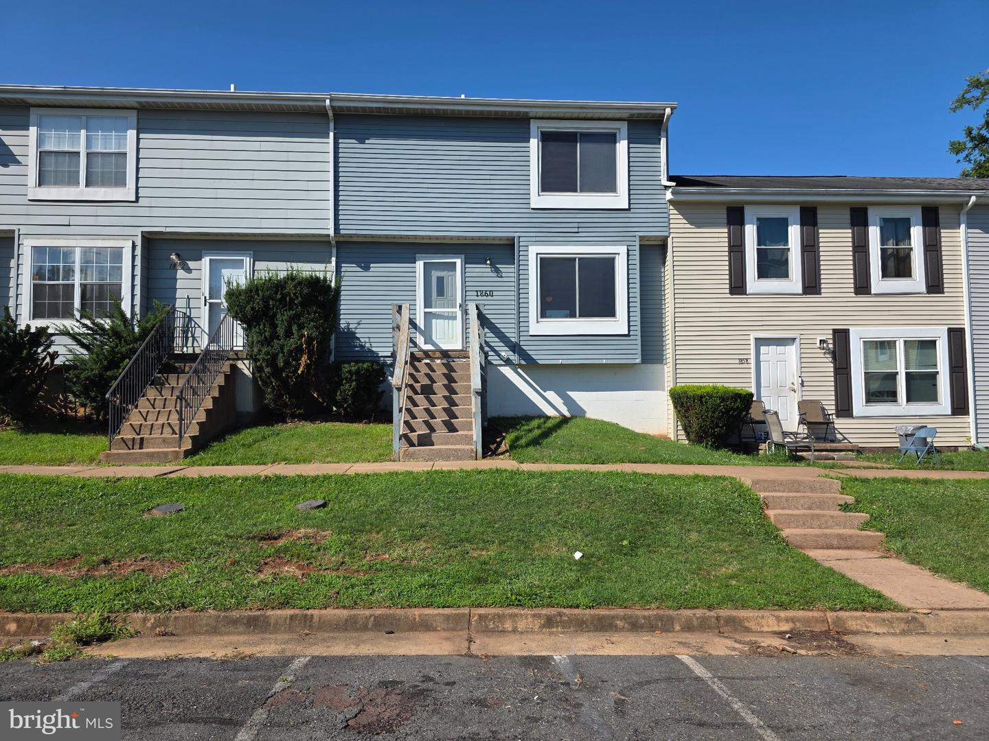 1860 Picadilly Circle