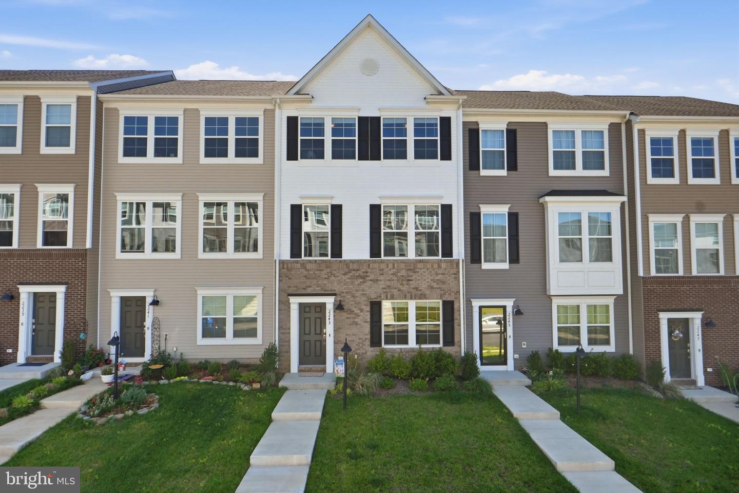 2243 Barhill