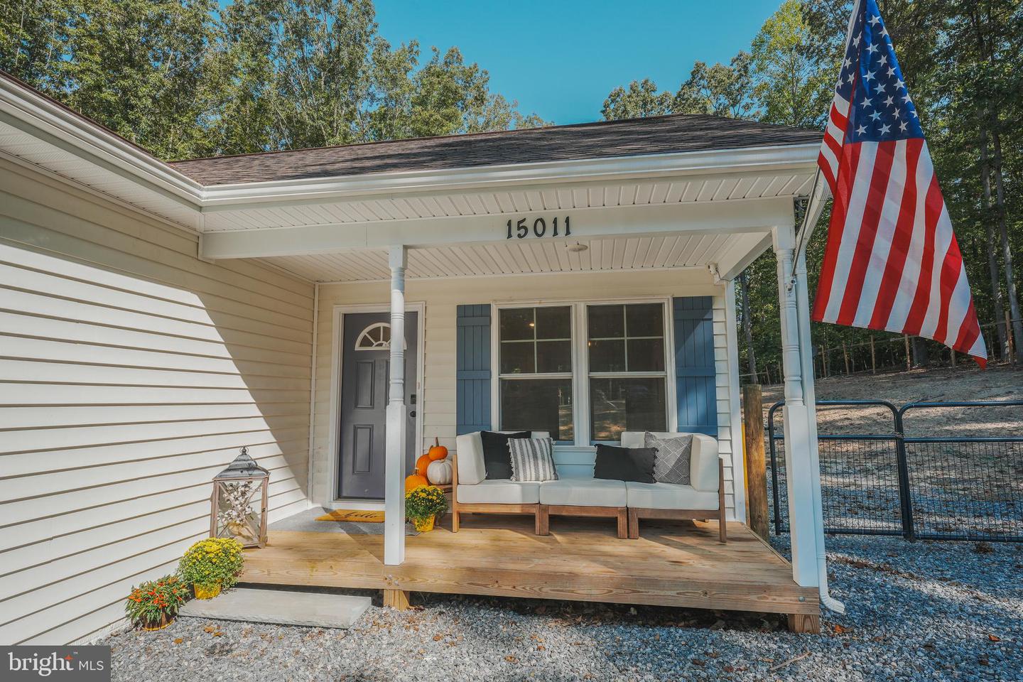 15011 Narrow Path Way, Bowling Green