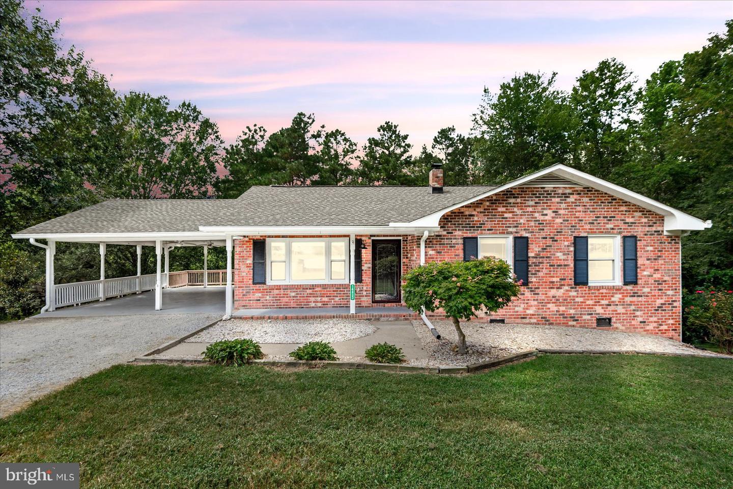 14433 Devils Three Jump Road, Milford