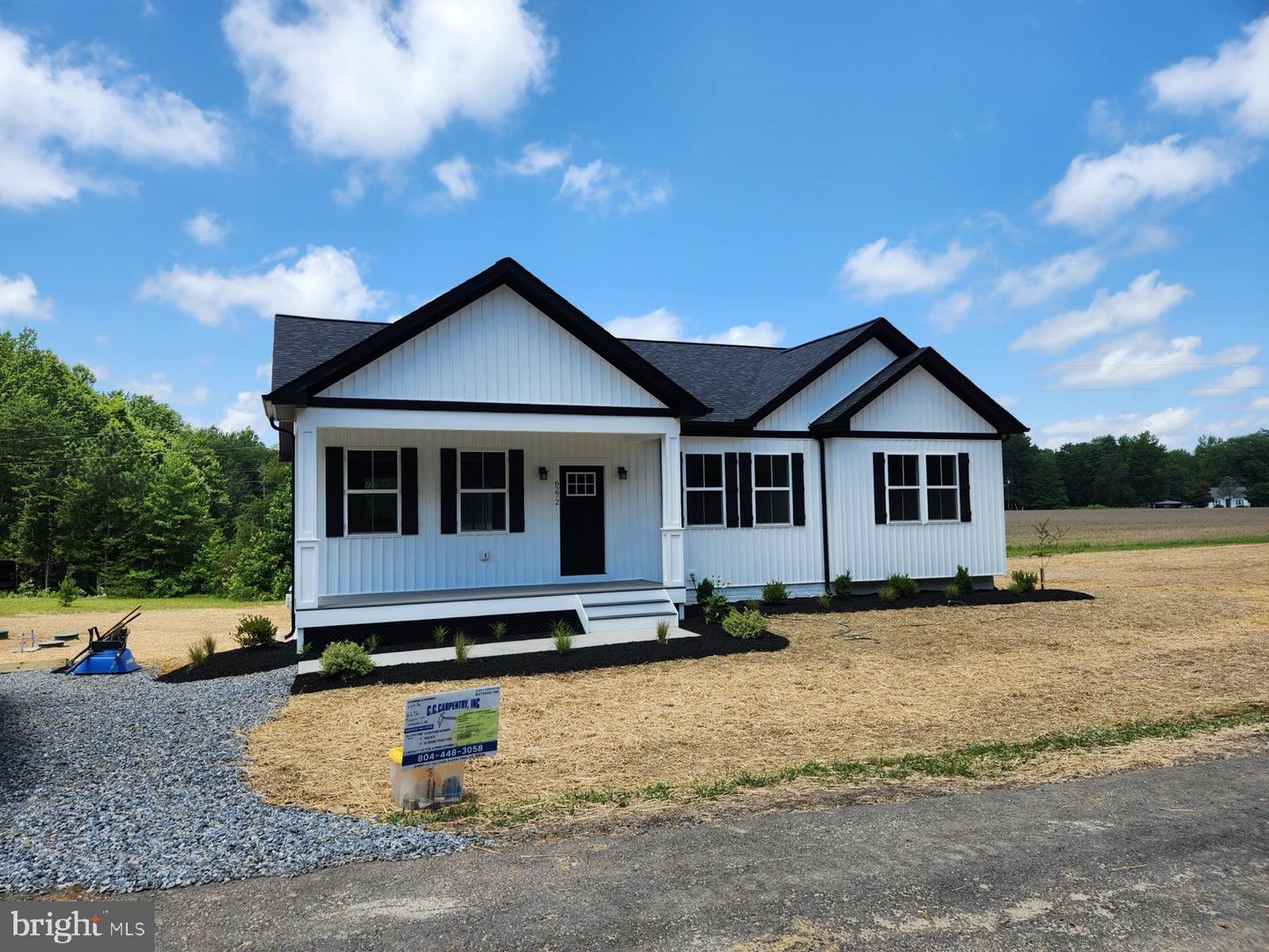 13804 Long Branch Road, Woodford