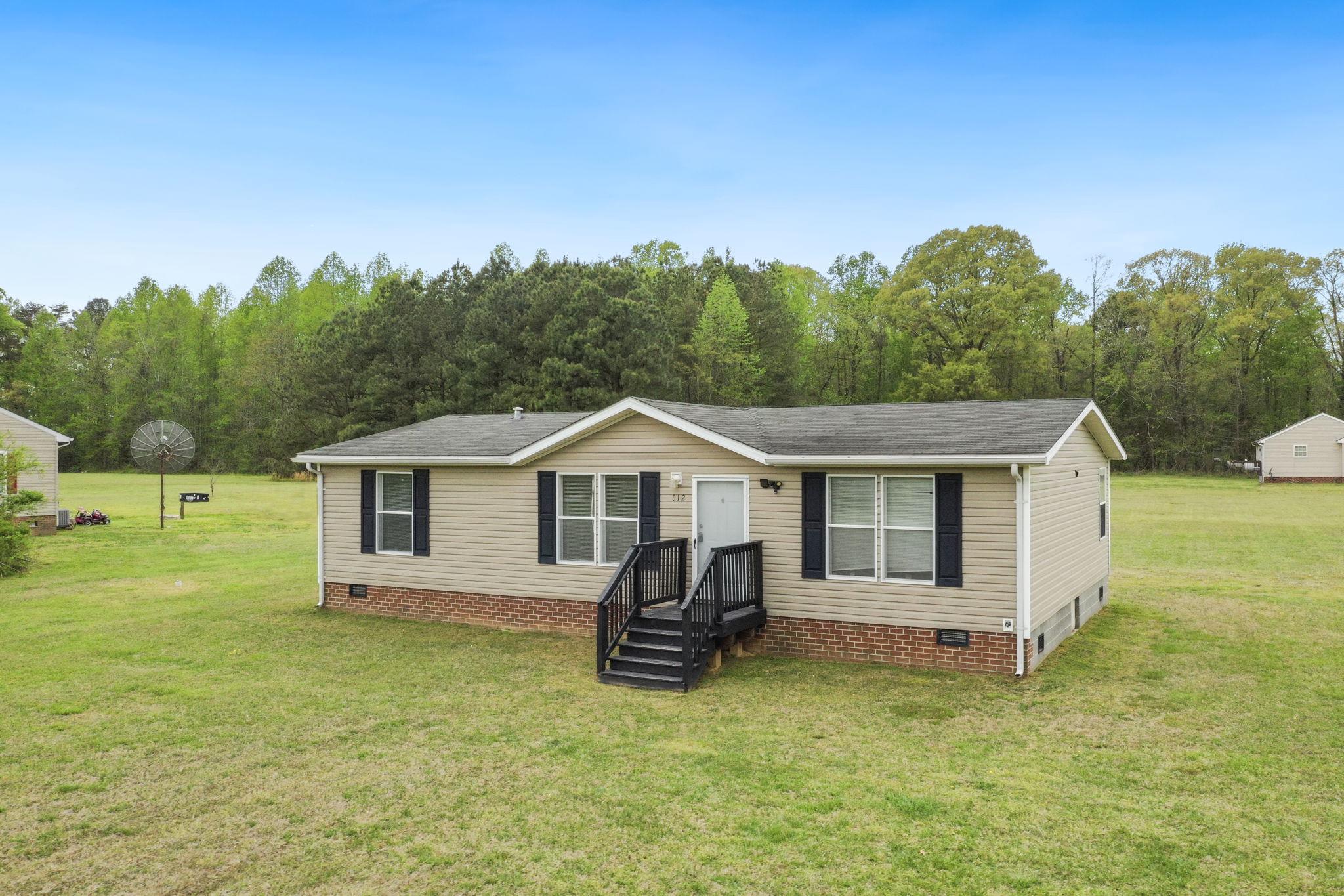 112 Church Hill Rd, Tappahannock