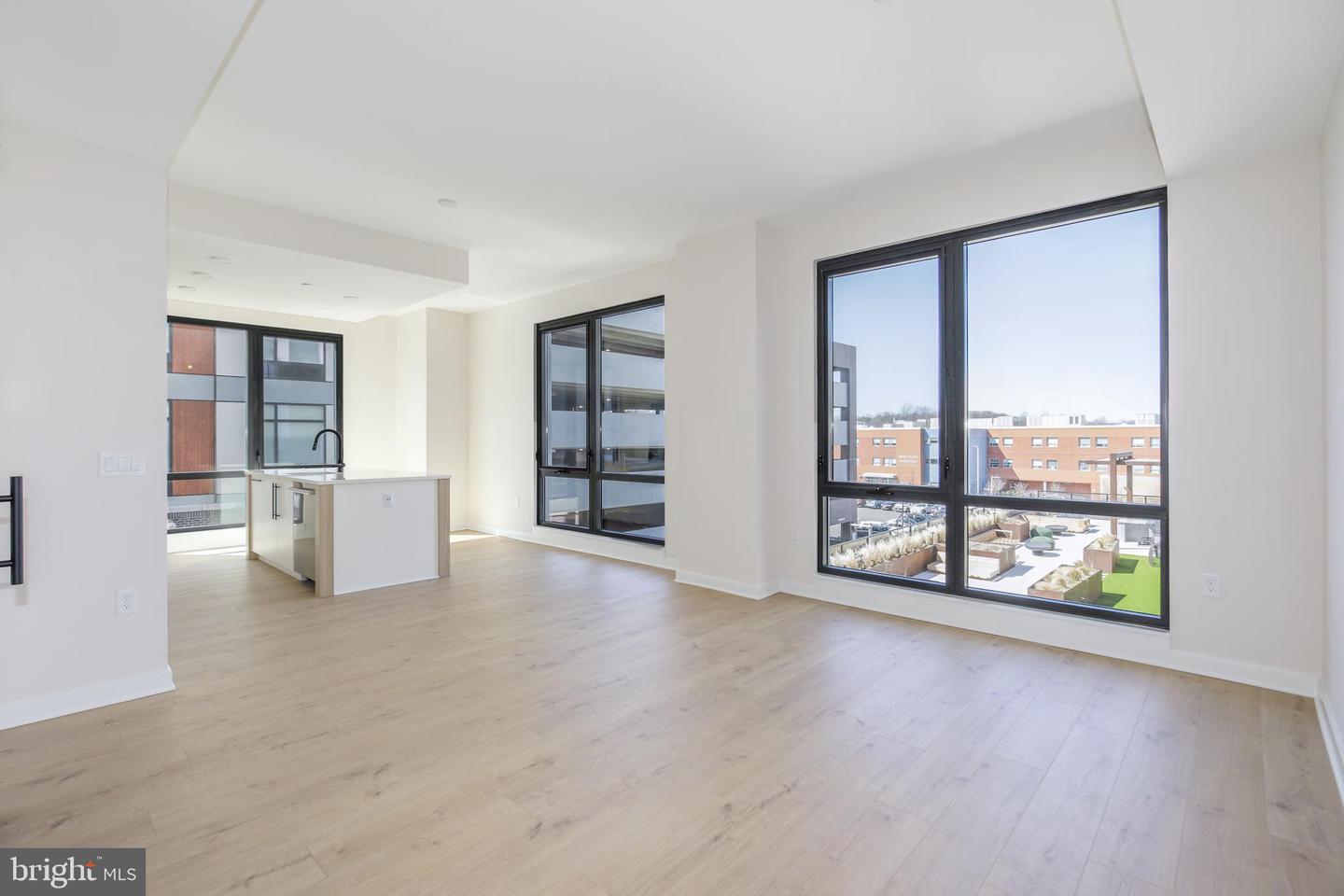 255 W. Falls Station Boulevard #302
