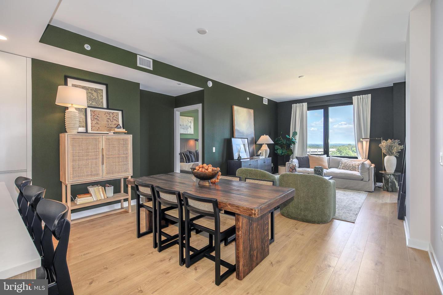 255 W. Falls Station Boulevard #410
