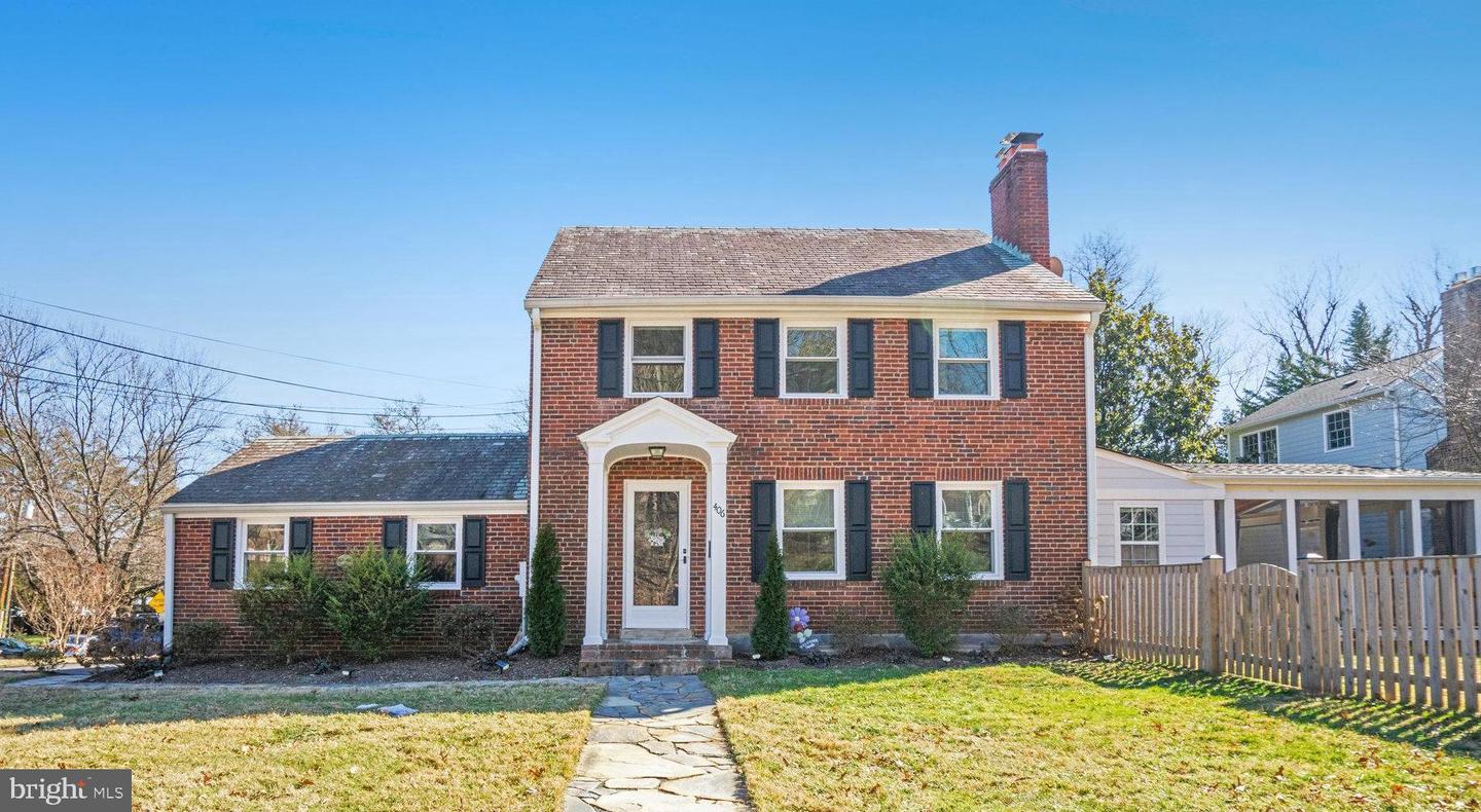 406 Little Falls Street, Falls Church