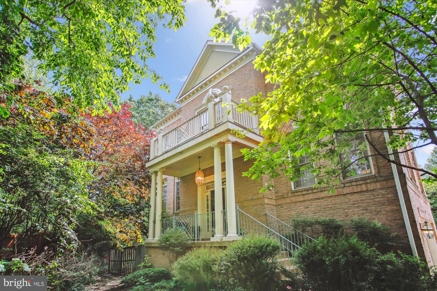 135 Rees Place, Falls Church