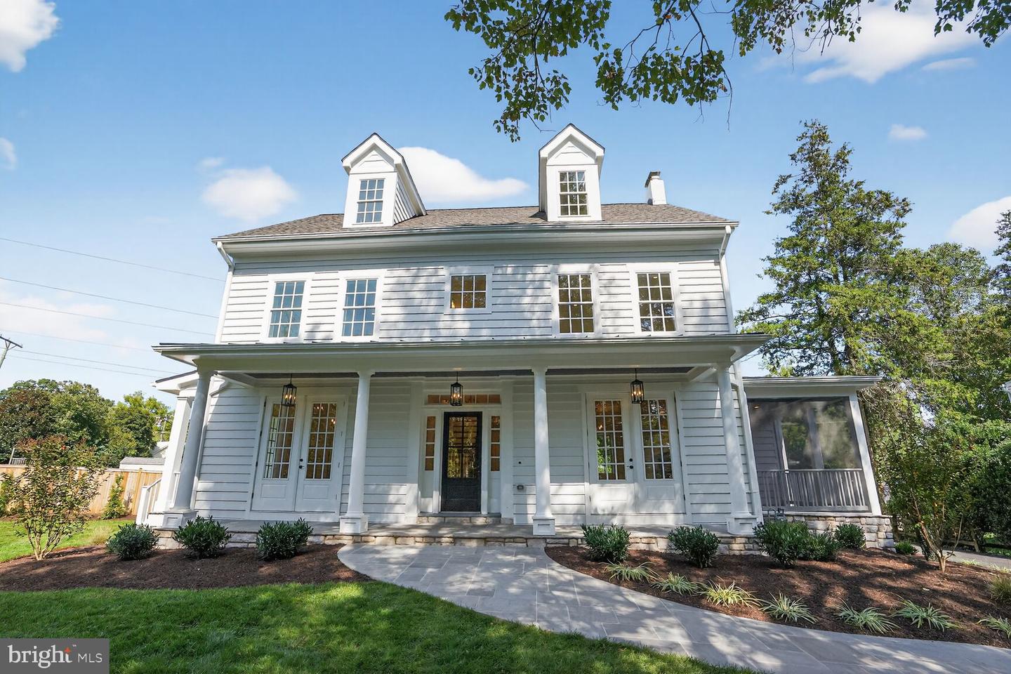 812 Fulton Avenue, Falls Church
