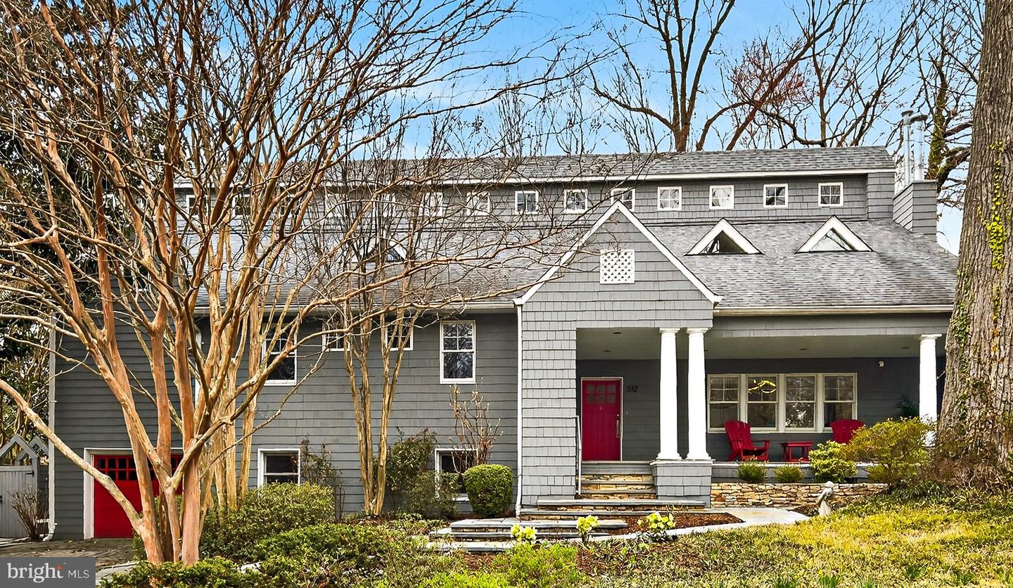 312 W Columbia Street, Falls Church