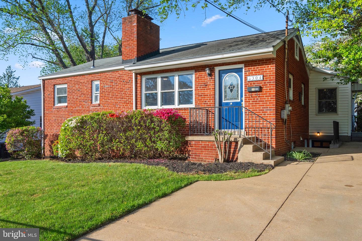 304 Rollins Street, Falls Church