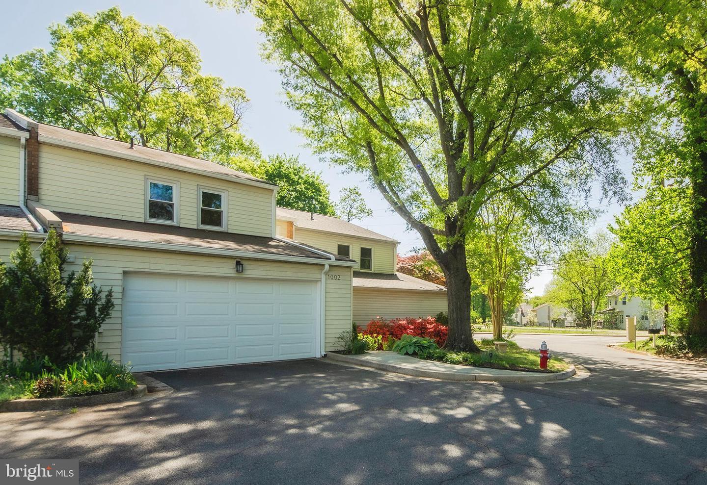 1002 Steeples Court, Falls Church