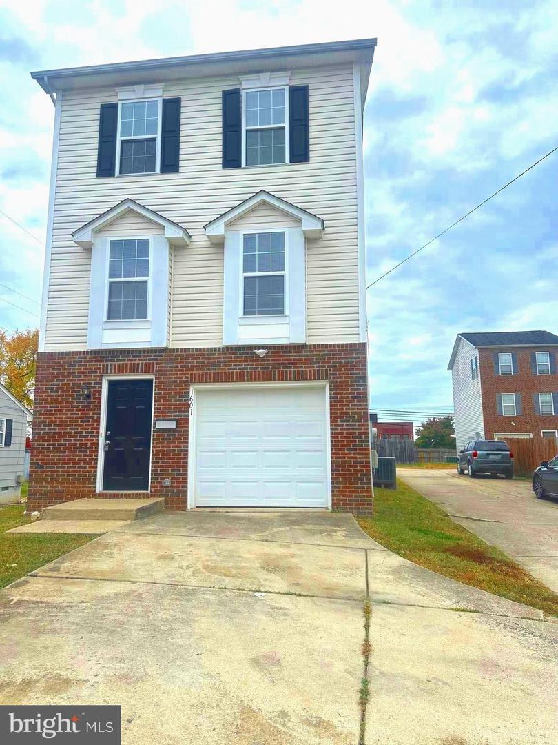 1601 Airport Avenue, Fredericksburg