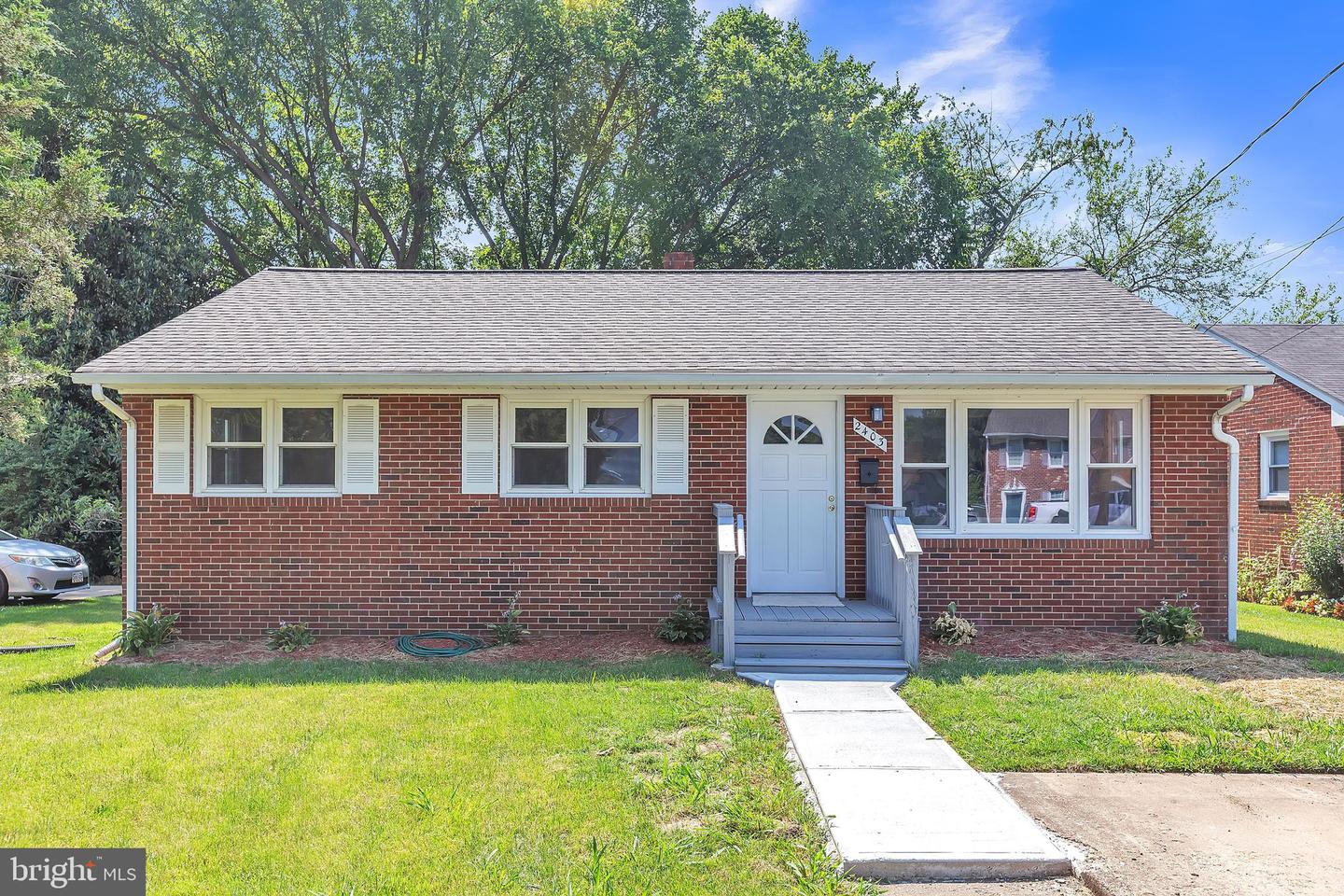 2403 Lafayette Boulevard, Fredericksburg