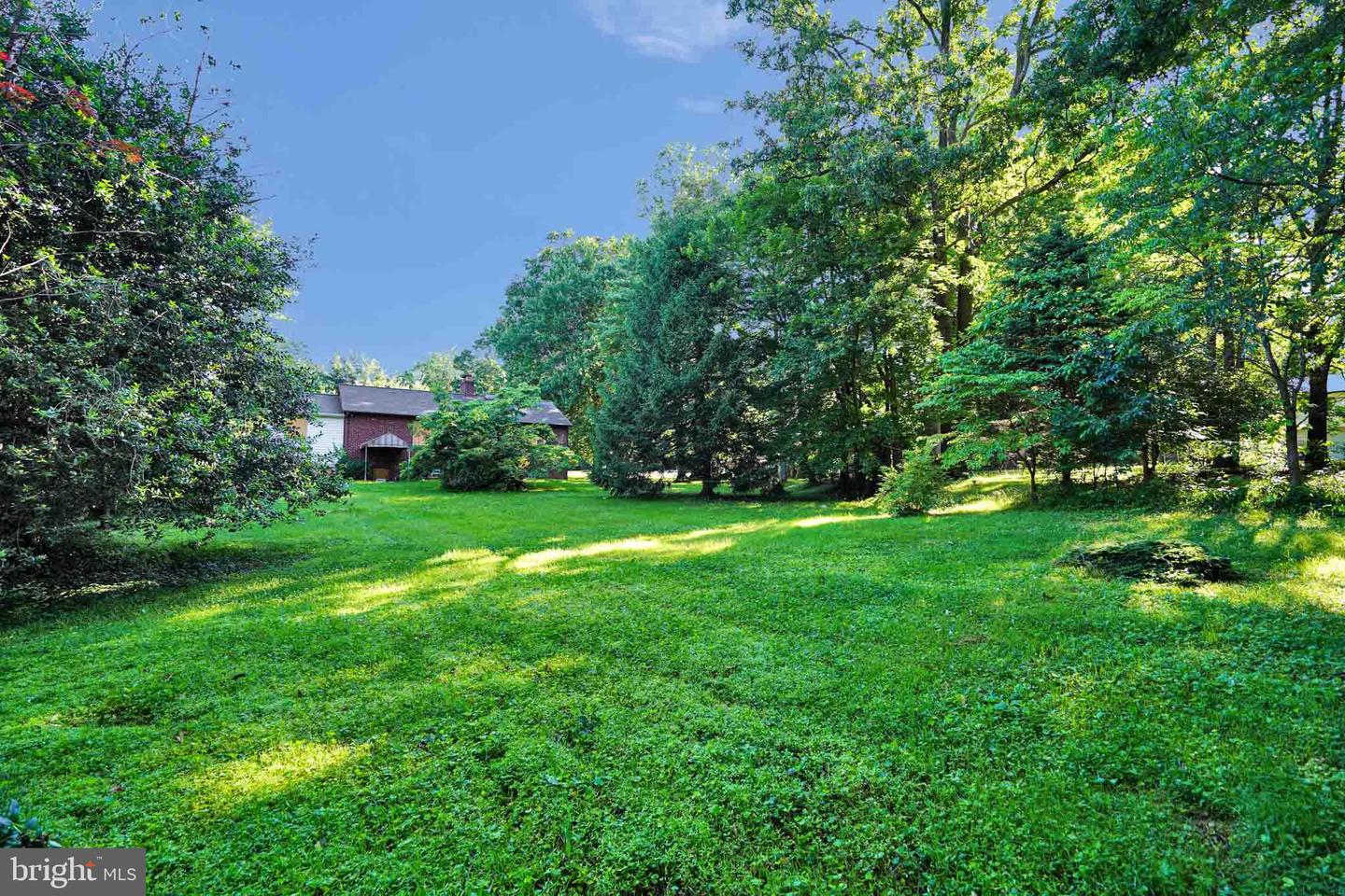 9905 Stoughton Road, Fairfax