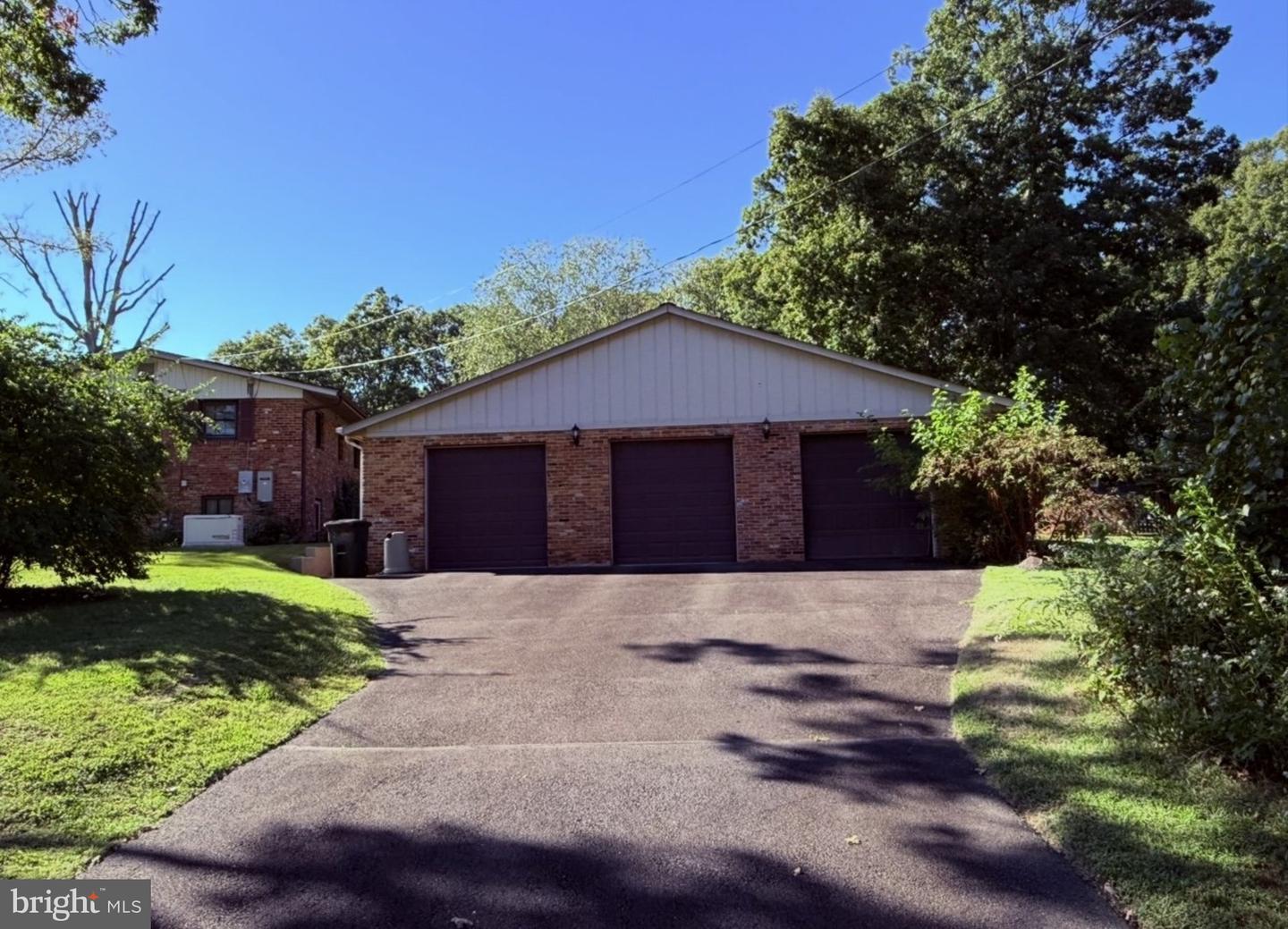 10900 Orchard Street, Fairfax