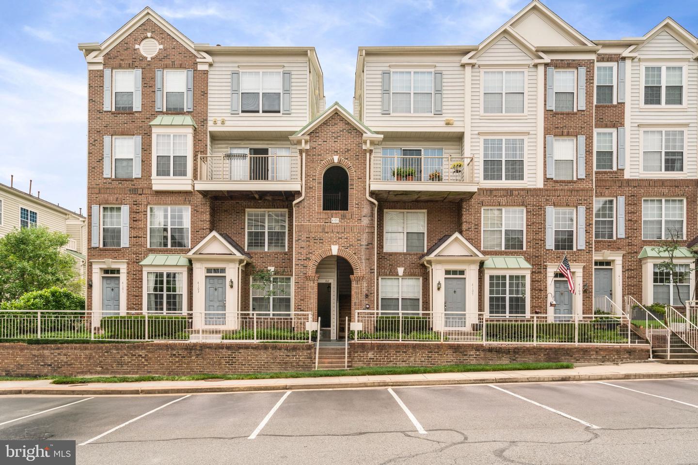 4105 Oxford Lane #302, Fairfax