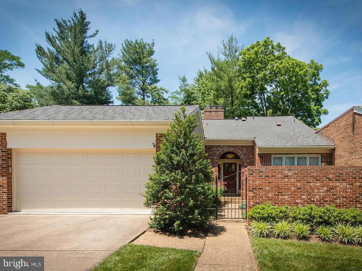 3916 Rust Hill Place, Fairfax