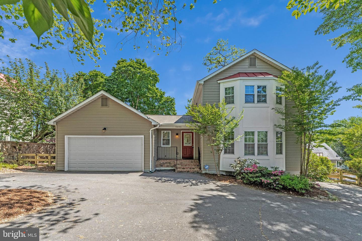 3683 Blenheim Boulevard, Fairfax
