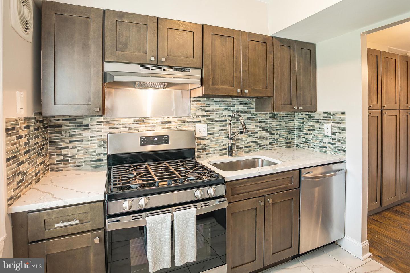 9495 Fairfax Boulevard #103