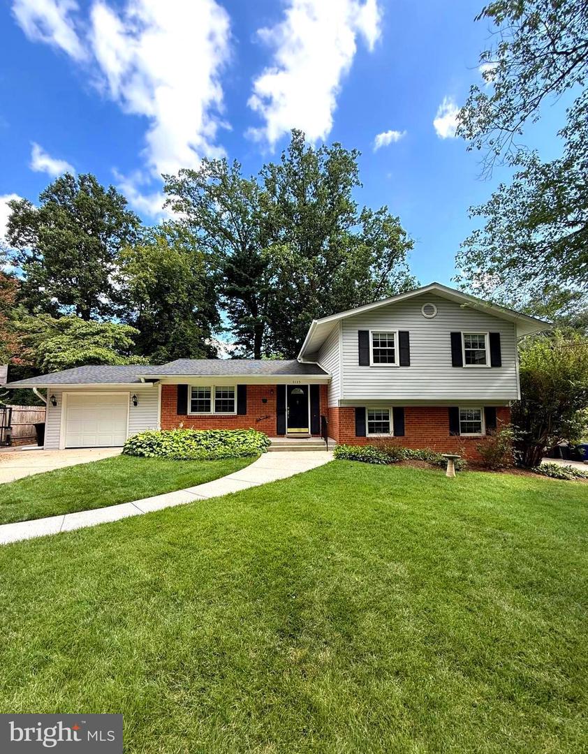 3135 Fair Woods