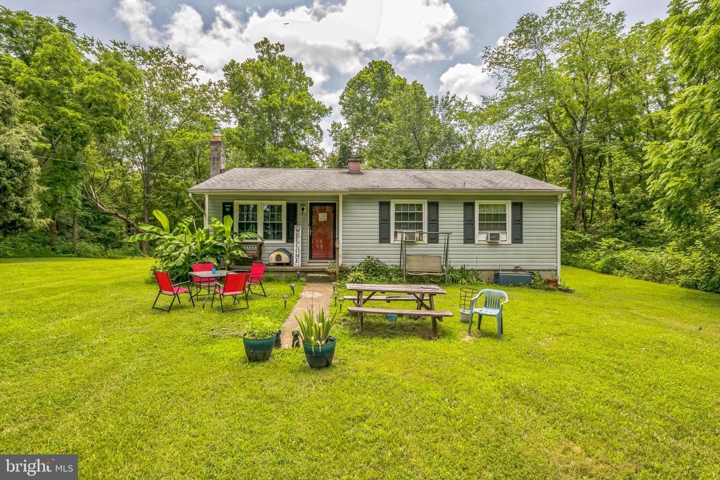 1266 Stage Junction Road, Columbia