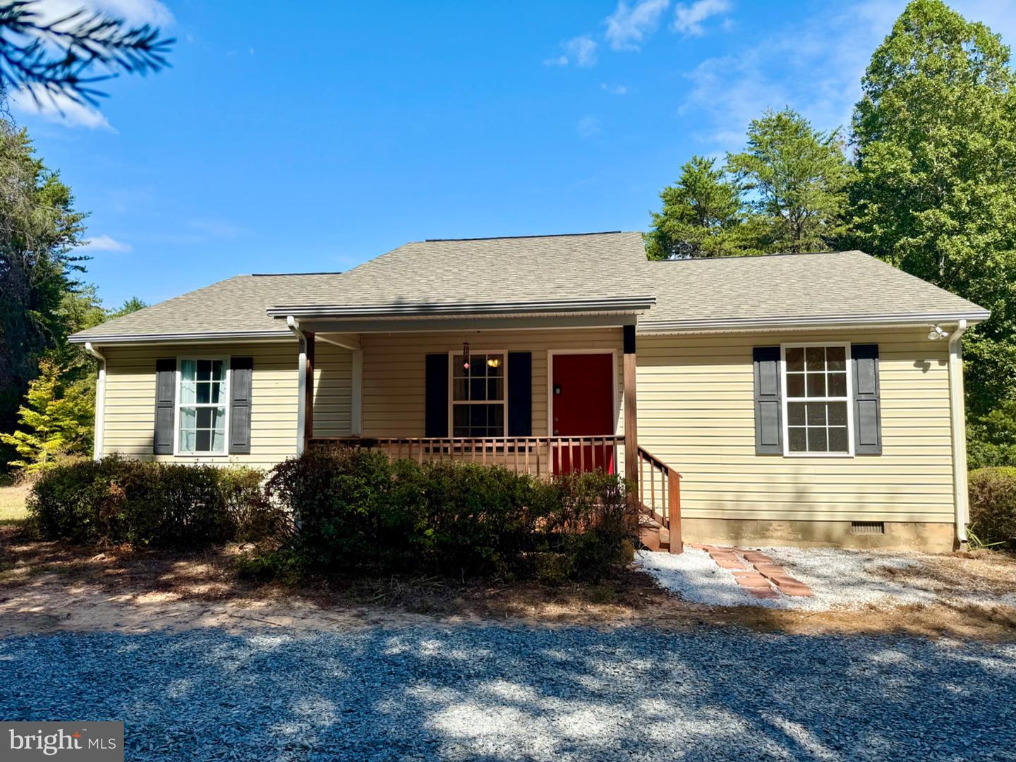 4345 Shores Road, Palmyra