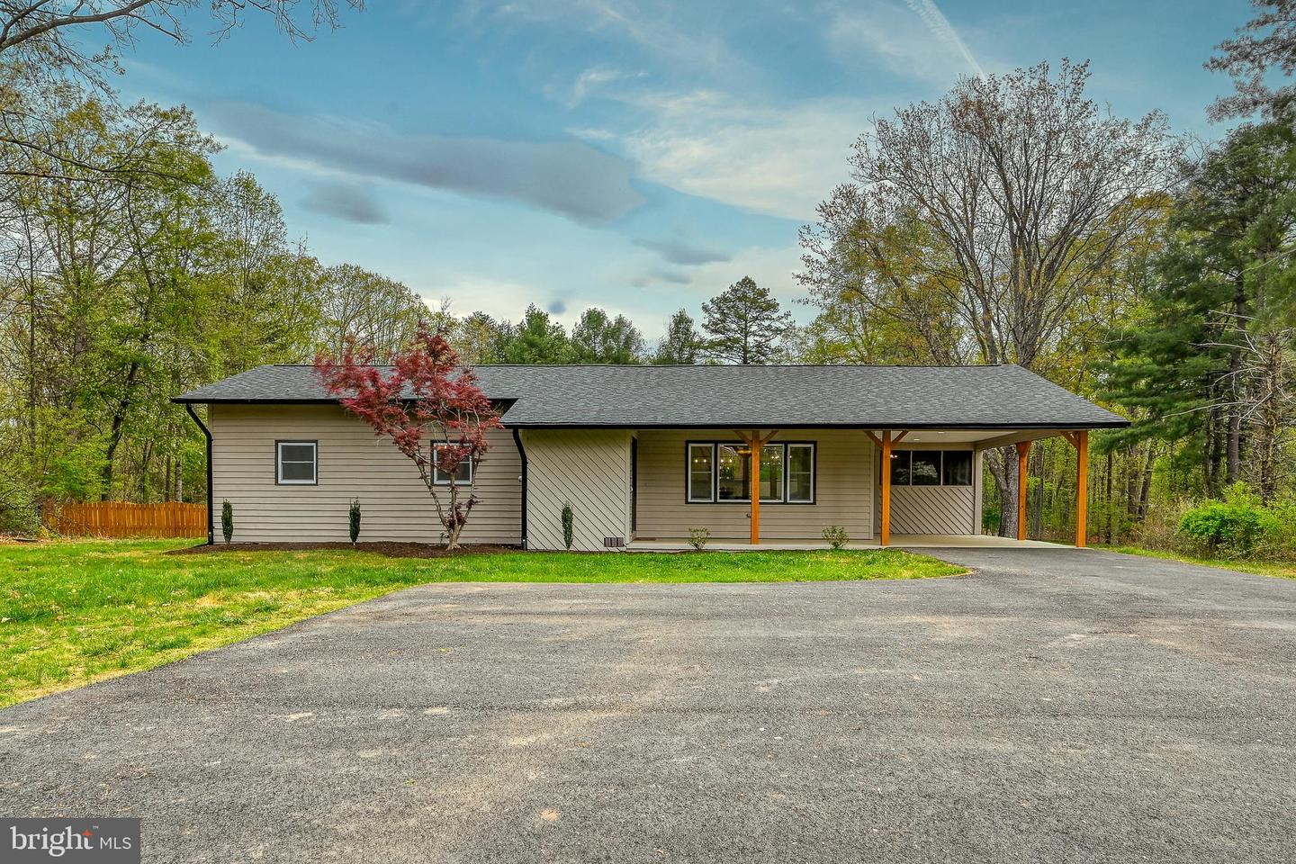 1011 Lake Monticello Road, Palmyra