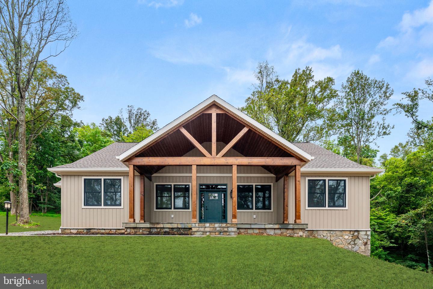 5281 Hillside Drive, Warrenton