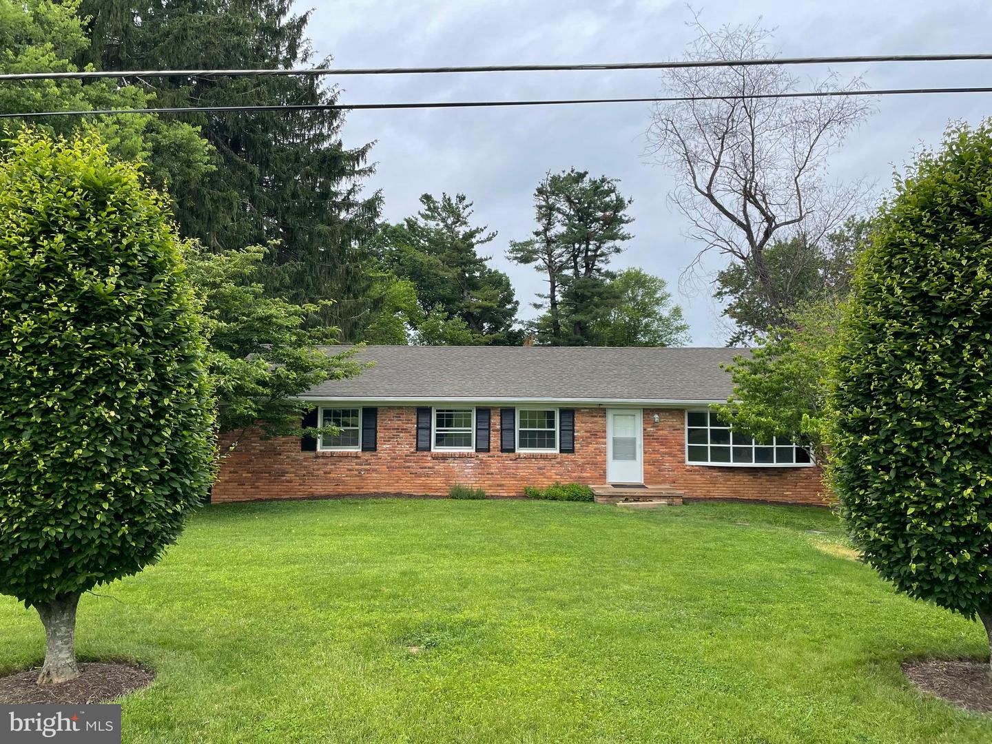 112 Blue Ridge Street, Warrenton