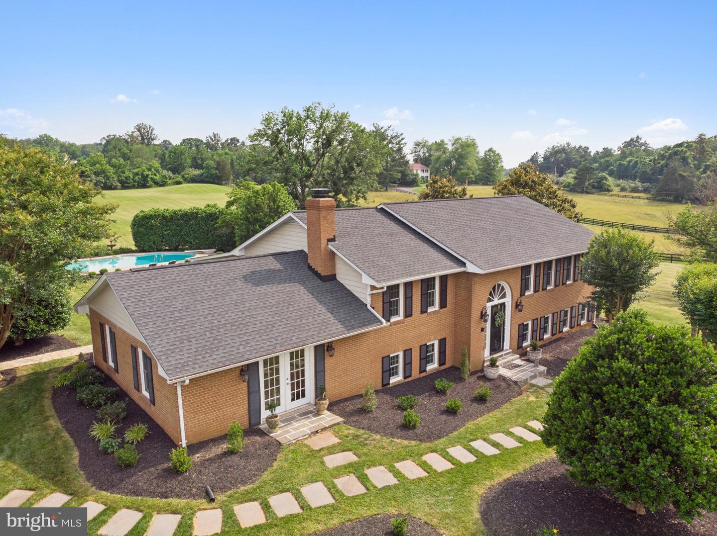 9019 Old Waterloo Road, Warrenton