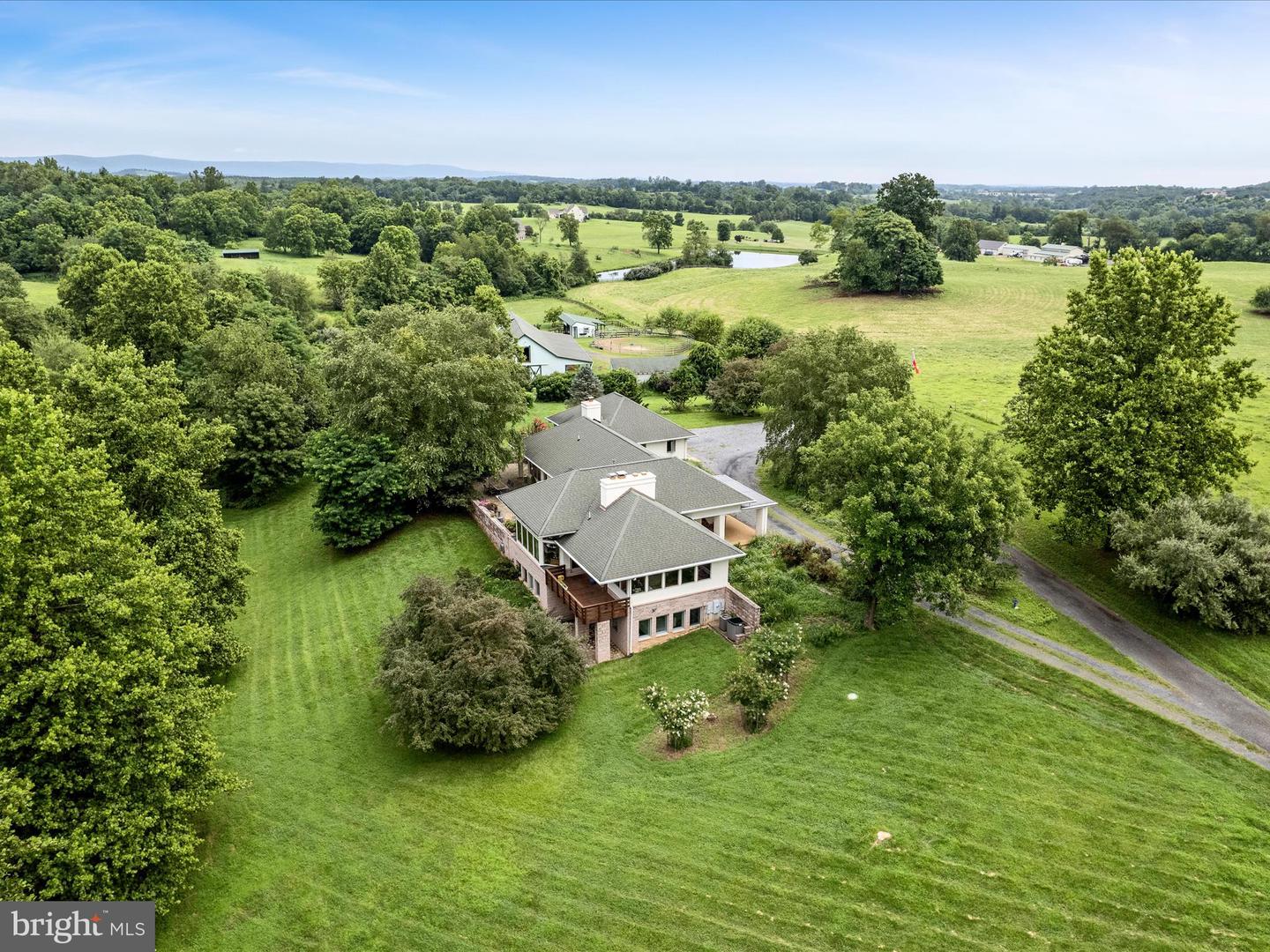 3959 Cobbler Mountain Road, Delaplane