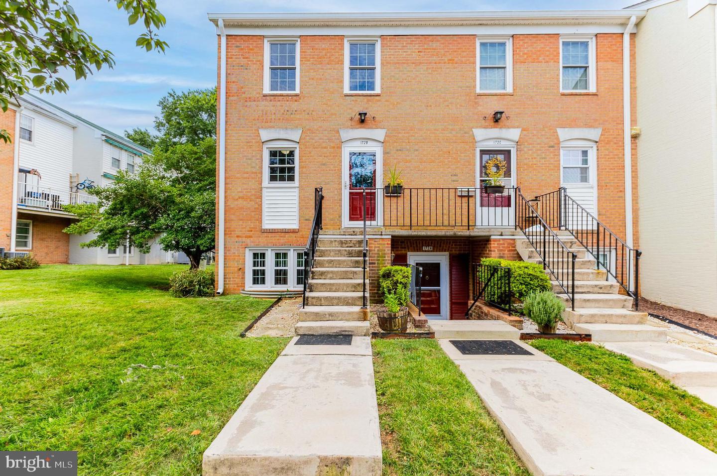 172 Leeds Court W, Warrenton