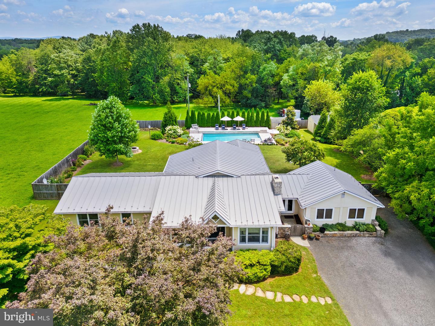 2749 Crenshaw Road, Marshall
