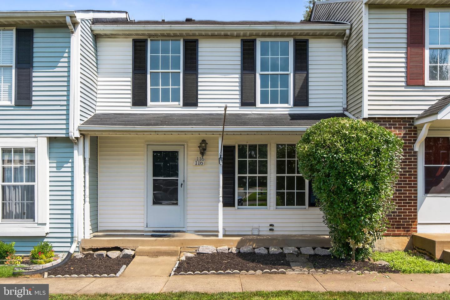 116 Oak Tree Lane, Warrenton
