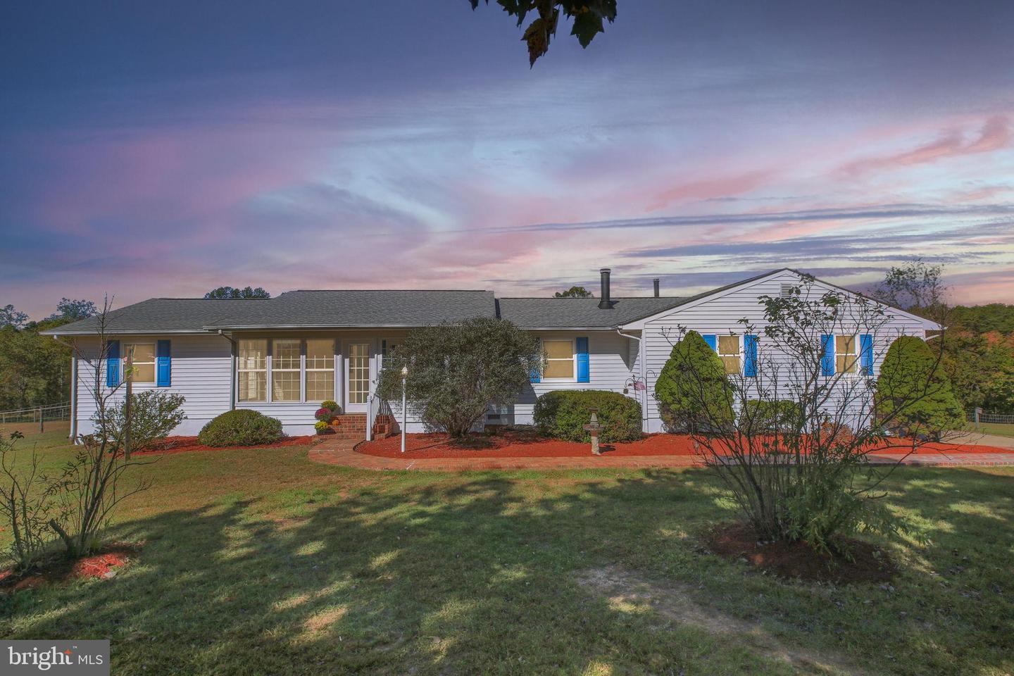 13206 Golden Drive, Sumerduck