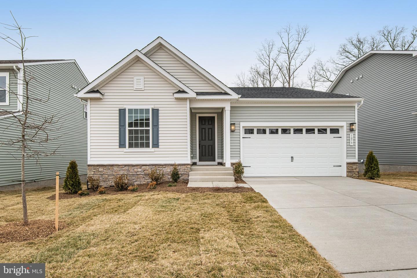 1079 Winter Place