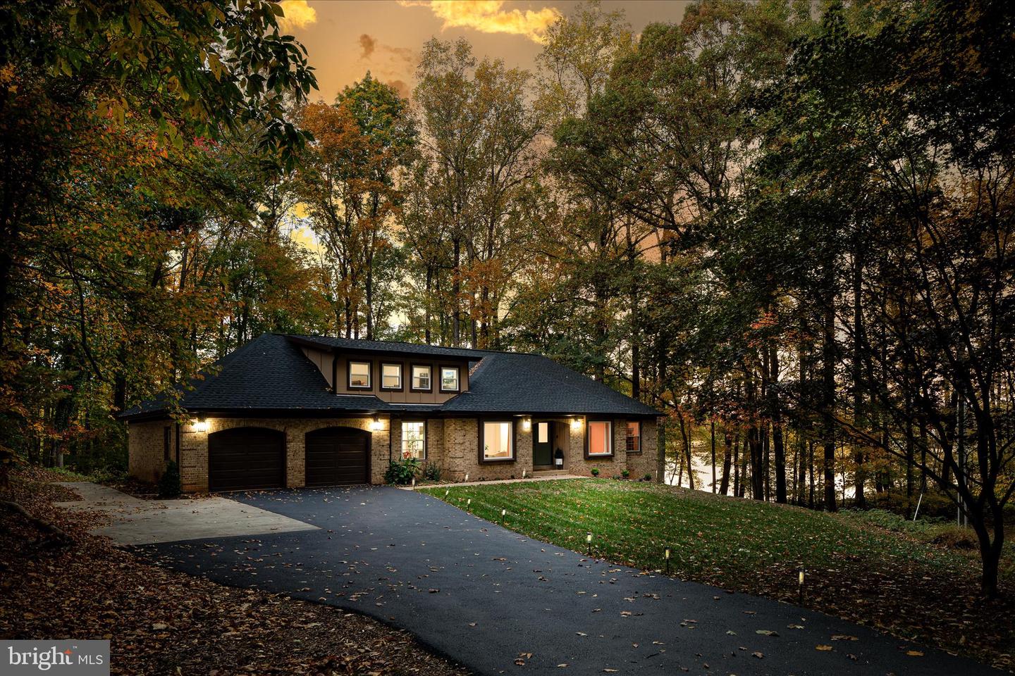 4386 Lakewood Drive, Warrenton
