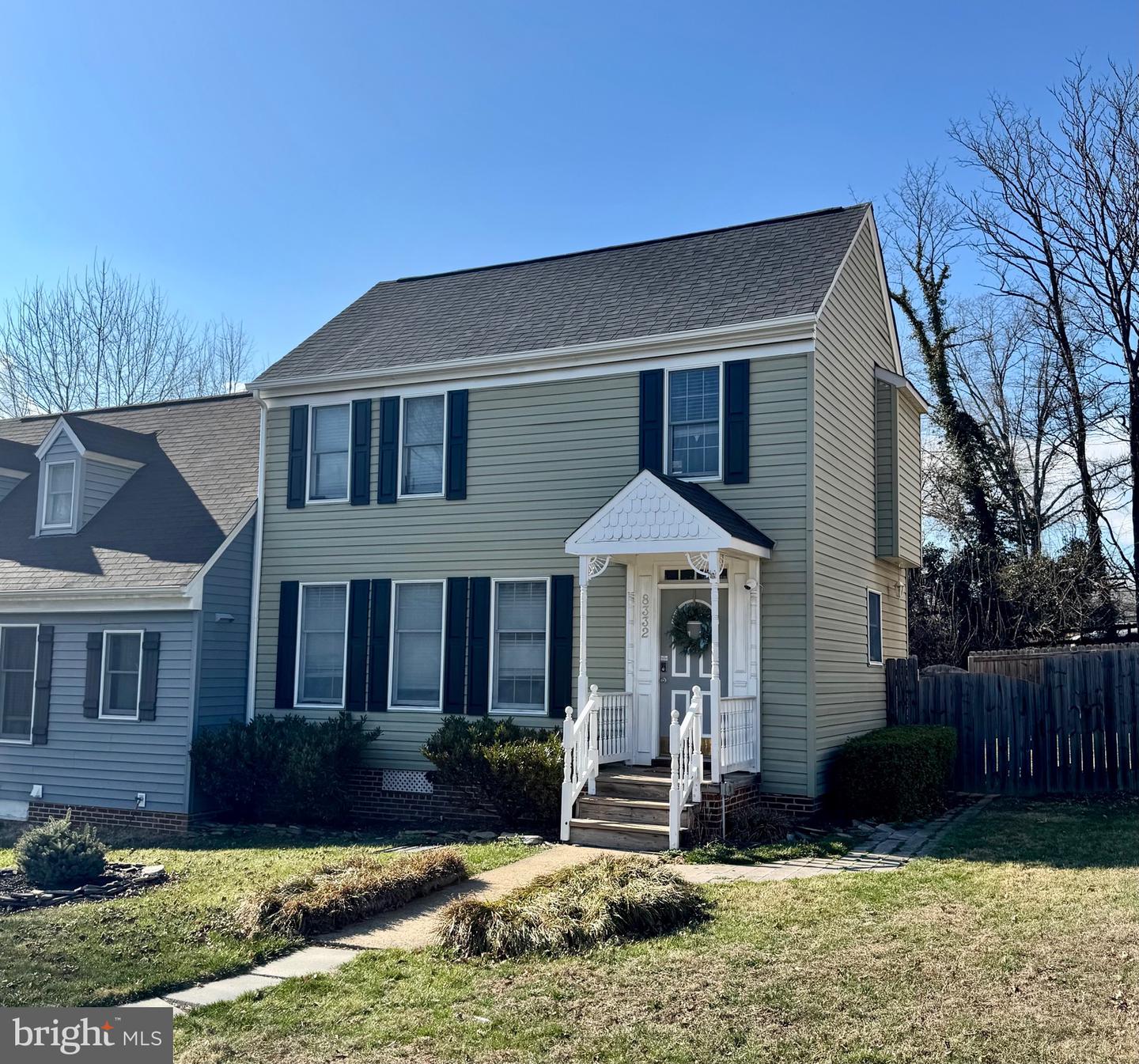 8332 Mauzy Square, Marshall