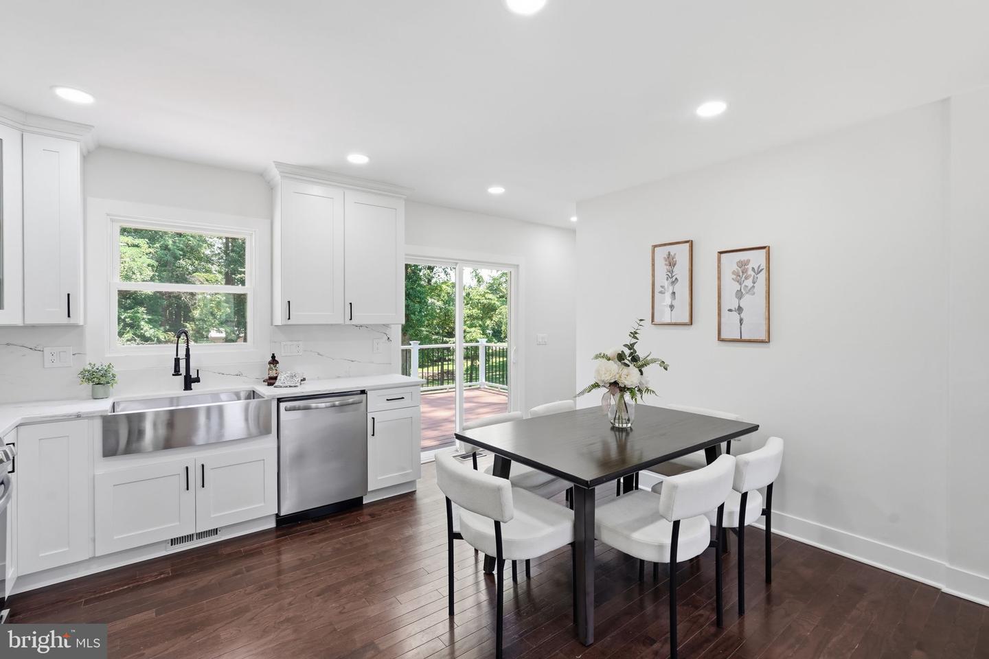 7163 Riley Road