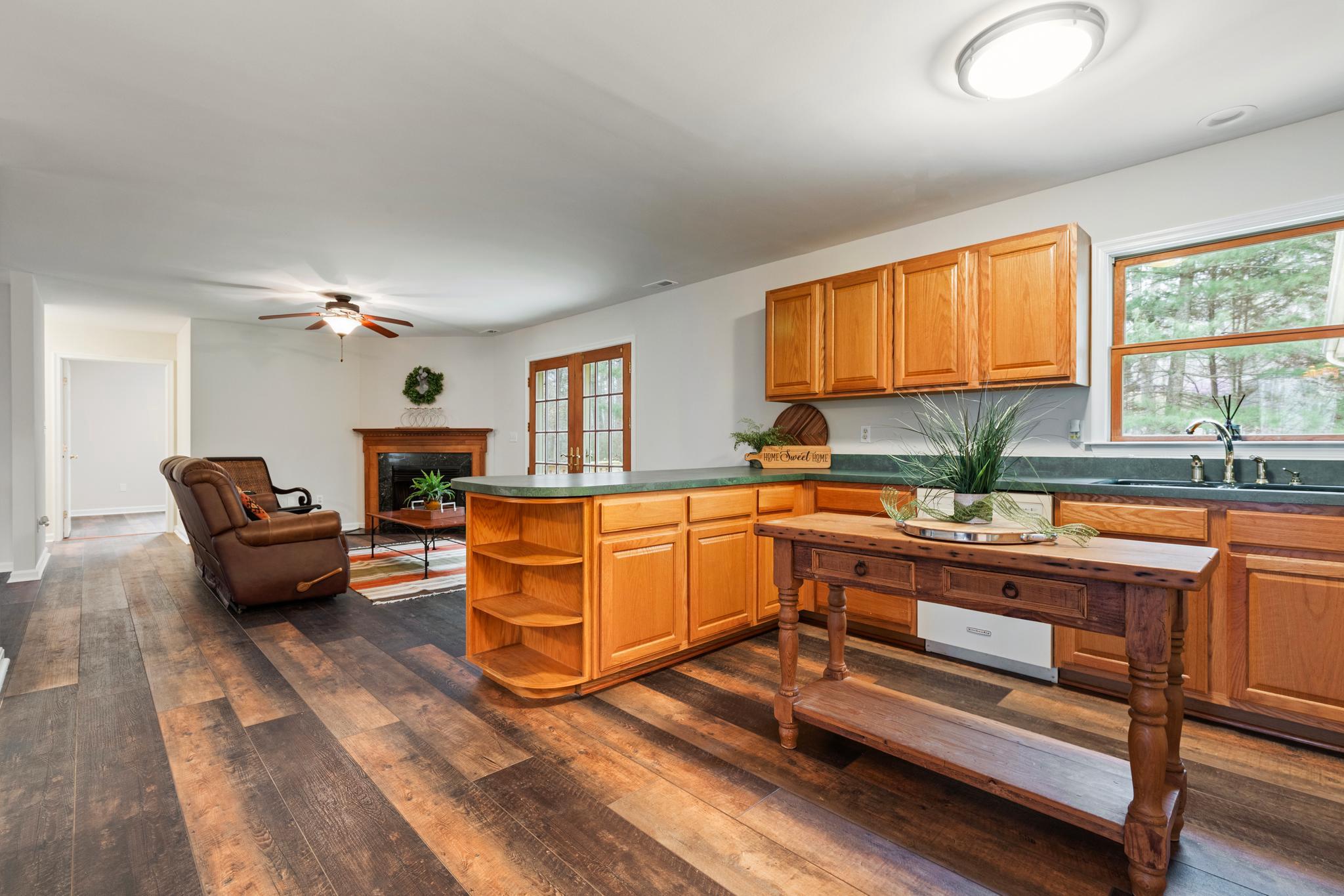 9373 Walden Lane, Marshall