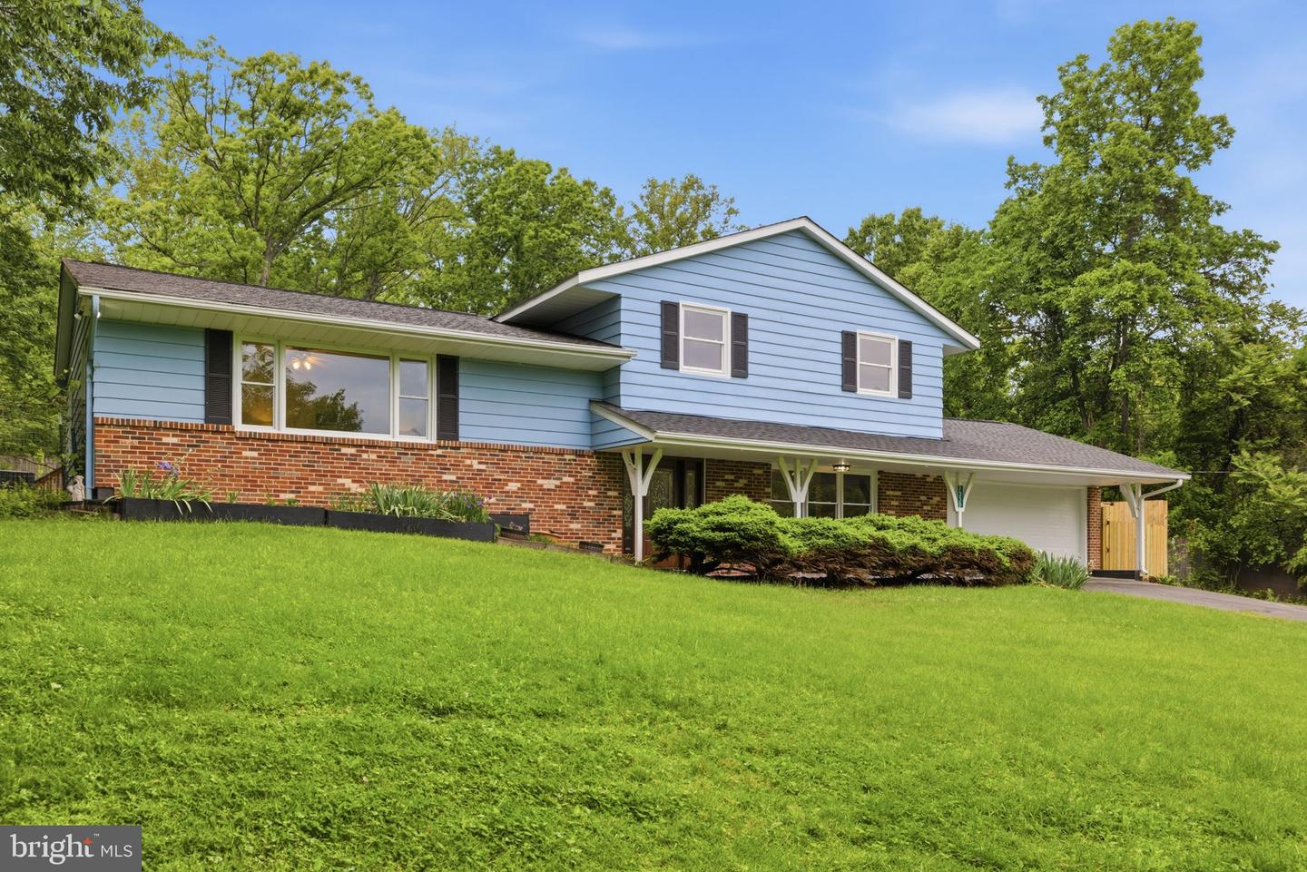 7338 Stuart Circle, Warrenton