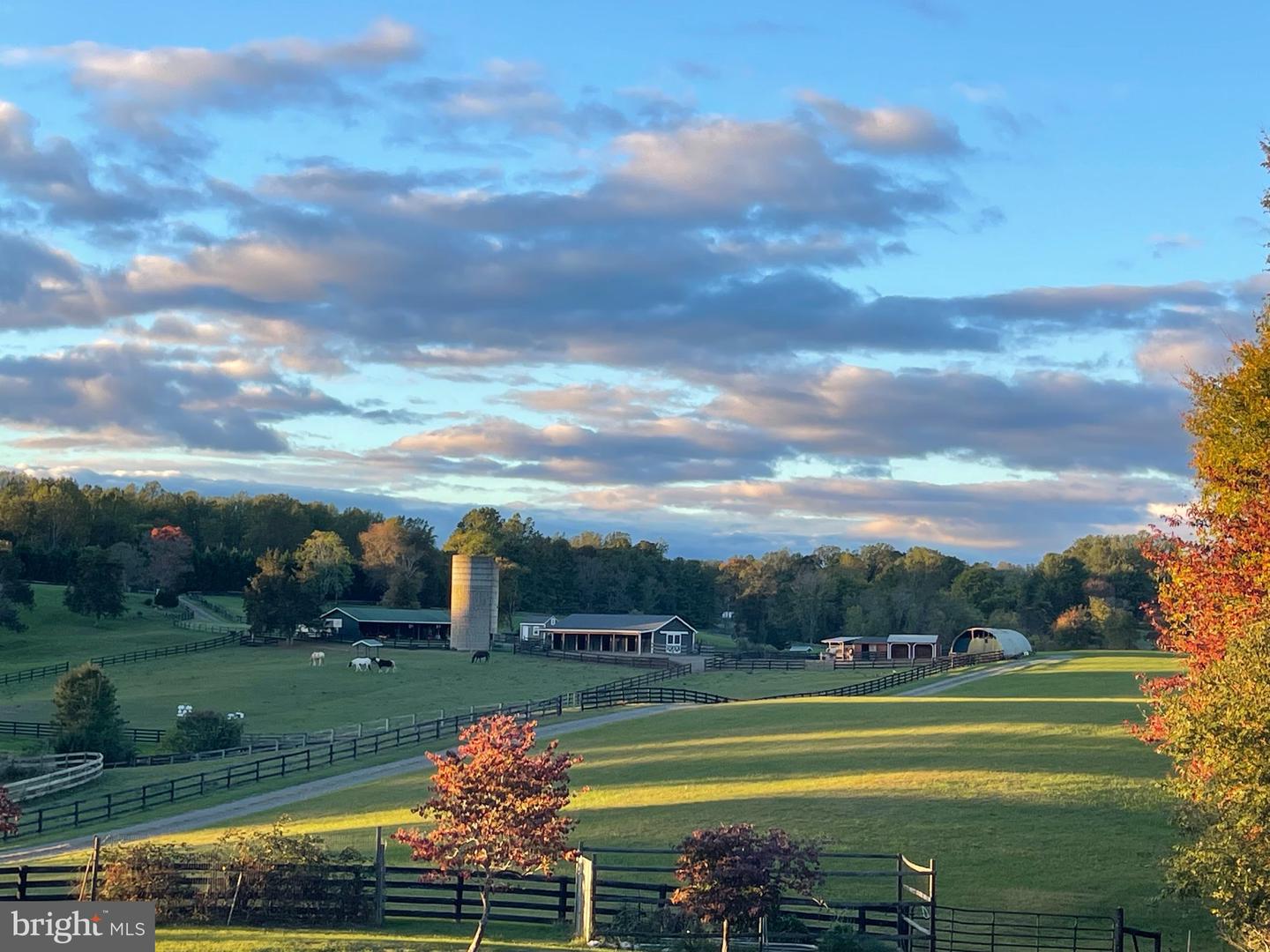 7747 Riverside Farm Road, Marshall
