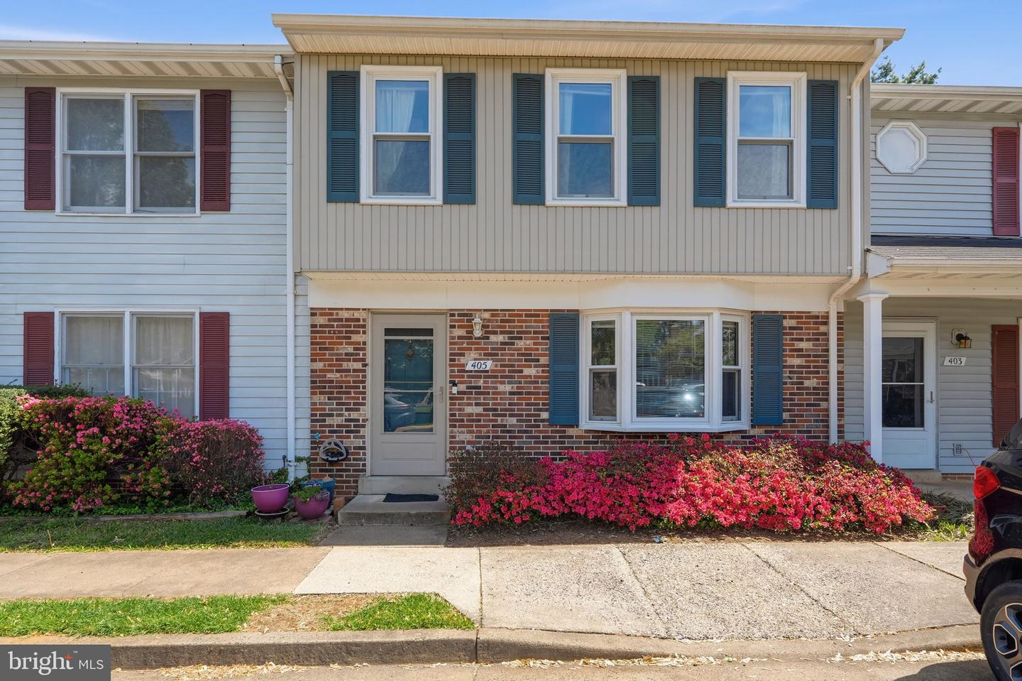405 Forest Court, Warrenton