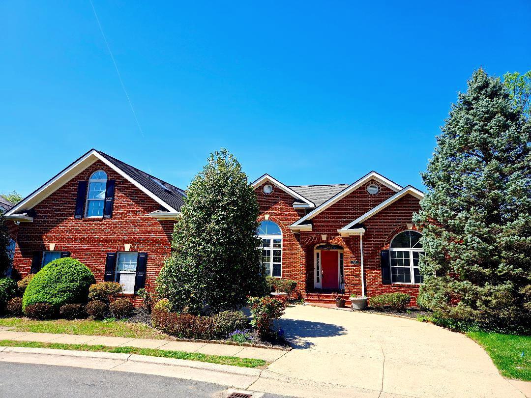 245 Carriage Chase Circle, Warrenton