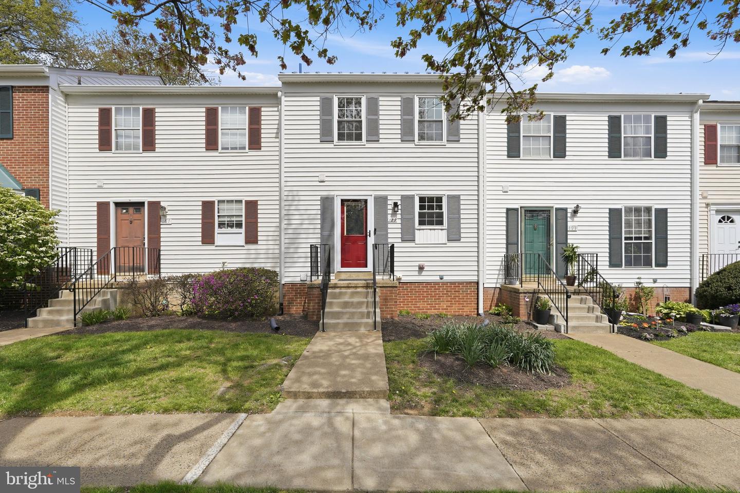 189 Fairfield Drive, Warrenton