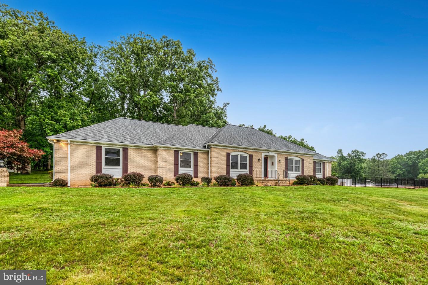 7961 Leeds Manor Road Road, Marshall